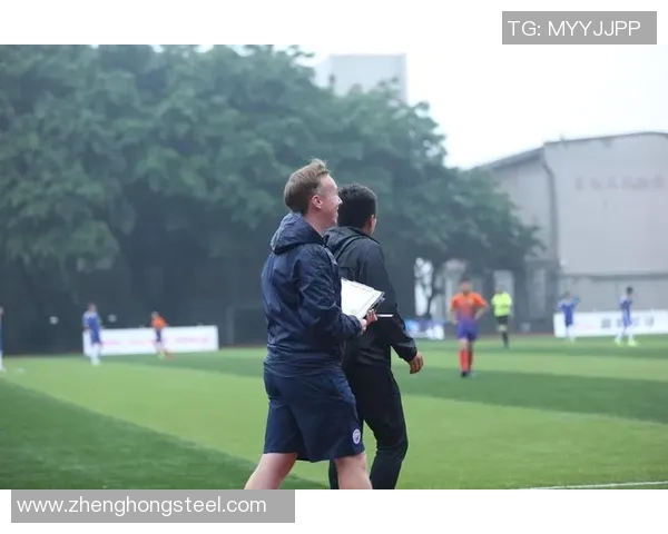 专访杨强：深入探讨足球成功的秘诀与未来发展方向